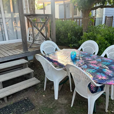 אתר קמפינג La Marine לה-גרו-דו-רואה